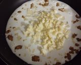 Foto del paso 4 de la receta: Espaguetis integrales con crema de queso y frutos secos