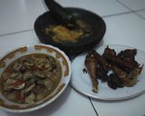Foto langkah ke 5 dari resep Tumis Jamur Sawit.