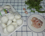 Foto del paso 1 de la receta: Champiñones rellenos de gambas