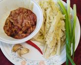 蒜香肉絲炒筍的食譜步驟1照片