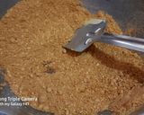 बेसन का स्वादिष्ट हलवा (besan ka swadist halwa recipe in Hindi) रेसिपी चरण 2 फोटो