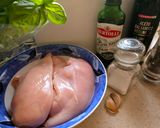 Olaszos fűszeres pácban készült csirkemell recept fázis 1 fotója