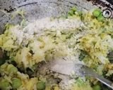 A picture of step 3 of Samosa.