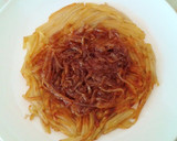 Foto del paso 10 de la receta: Huevos rotos con virutas de Paté sobre rosti de patatas