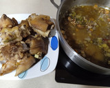 Foto del paso 7 de la receta: Manitas en salsa de cerveza 🍺🐷
