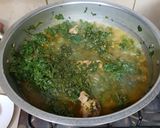 A picture of step 7 of Chicken palak.