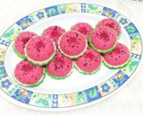 Foto langkah ke 5 dari resep Bolu Kukus Semangka Viral.