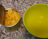 Foto del paso 3 de la receta: Pavo con leche de coco, curry, piña y sorpresa