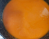Foto del paso 4 de la receta: Filetes de merluza en salsa de pimientos de piquillo con huevo