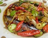 Foto langkah ke 5 dari resep Ikan Kuah Petai Kecap Pedas.
