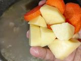 Sop Ayam Kemiri