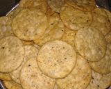 A picture of step 4 of Farsi puri Traditional diwali snack.