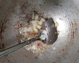 Foto langkah ke 2 dari resep Nasi goreng seafood ala Mamah Zafran.
