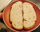 Foto del paso 1 de la receta: Tosta de salmón ahumado