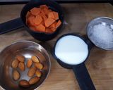 A picture of step 1 of Almond Carrot Smoothie.