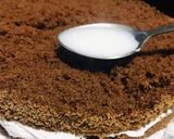 A picture of step 5 of Engagement cake.