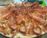 A picture of step 4 of Loaded Pizza with Convection Oven.