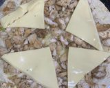 A picture of step 4 of Quesadilla (with few drops of oil and food turns delicious).