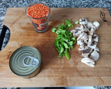 Foto del paso 1 de la receta: Lentejas rojas con verduras y atún