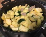 Une image de l'étape 14 de Sauté de veau aux légumes et tomates confites.