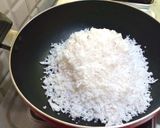 नारळाची वडी (naralachi wadi recipe in marathi) रेसिपी स्टेप 1 फोटो 