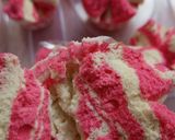 Foto langkah ke 7 dari resep Bolu Kukus Merah Putih🇲🇨.