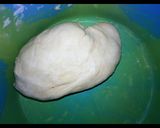 A picture of step 1 of Cartapillar Bread.