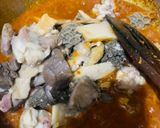Foto langkah ke 5 dari resep Jeroan Kambing Masak Gambrat ala Madura.