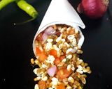 A picture of step 3 of Sprouts bhel.