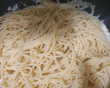 Foto del paso 4 de la receta: Spaghetti con manzana y champiñones