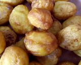 A picture of step 5 of Kashmiri Dum Aloo.