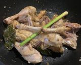 Foto langkah ke 3 dari resep Semur Ayam Kentang.