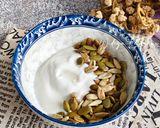 Foto langkah ke 7 dari resep Greek Yogurt Homemade (Serving With Stevia, Sunflower Seeds & Pumpkin Seeds).
