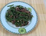 Hình bước làm 4 của món Ngọn su su xào thịt bò
