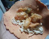 Foto del paso 14 de la receta: Quesadillas de Camarón con masa colorada