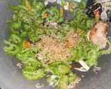 Foto langkah ke 4 dari resep Tumis Pare.