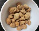 A picture of step 1 of Soya chap tikka.