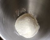 Une image de l'étape 1 de Pâte brisée au lait de coco.