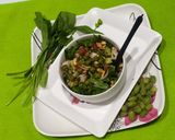 A picture of step 5 of Hara choliya palak salad.