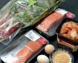 Hình bước làm 1 của món Bibimbap Cá Hồi