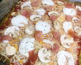 Foto del paso 3 de la receta: Pizza “ibérica” con base de brócoli