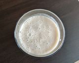 A picture of step 2 of Banana milkshake.