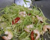Foto langkah ke 3 dari resep Tumis Labu Siam Udang.