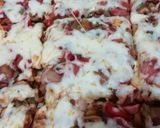 صورة لخطوة 13 من وصفة بيتزا بعجينة العشر دقائق 🍕🍕