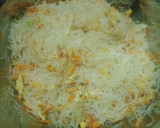 Foto langkah ke 3 dari resep Martabak mie khas Surabaya.