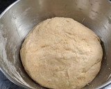 Foto del paso 2 de la receta: Rosca rellena de manzanas y pasas de uva