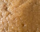A picture of step 4 of Kada prashad (wholewheat flour halwa).