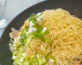 Foto langkah ke 4 dari resep Bihun Goreng Ala solaria.