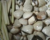 Hình bước làm 1 của món Nghêu hấp dứa