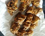 A picture of step 5 of Street style pakoray.